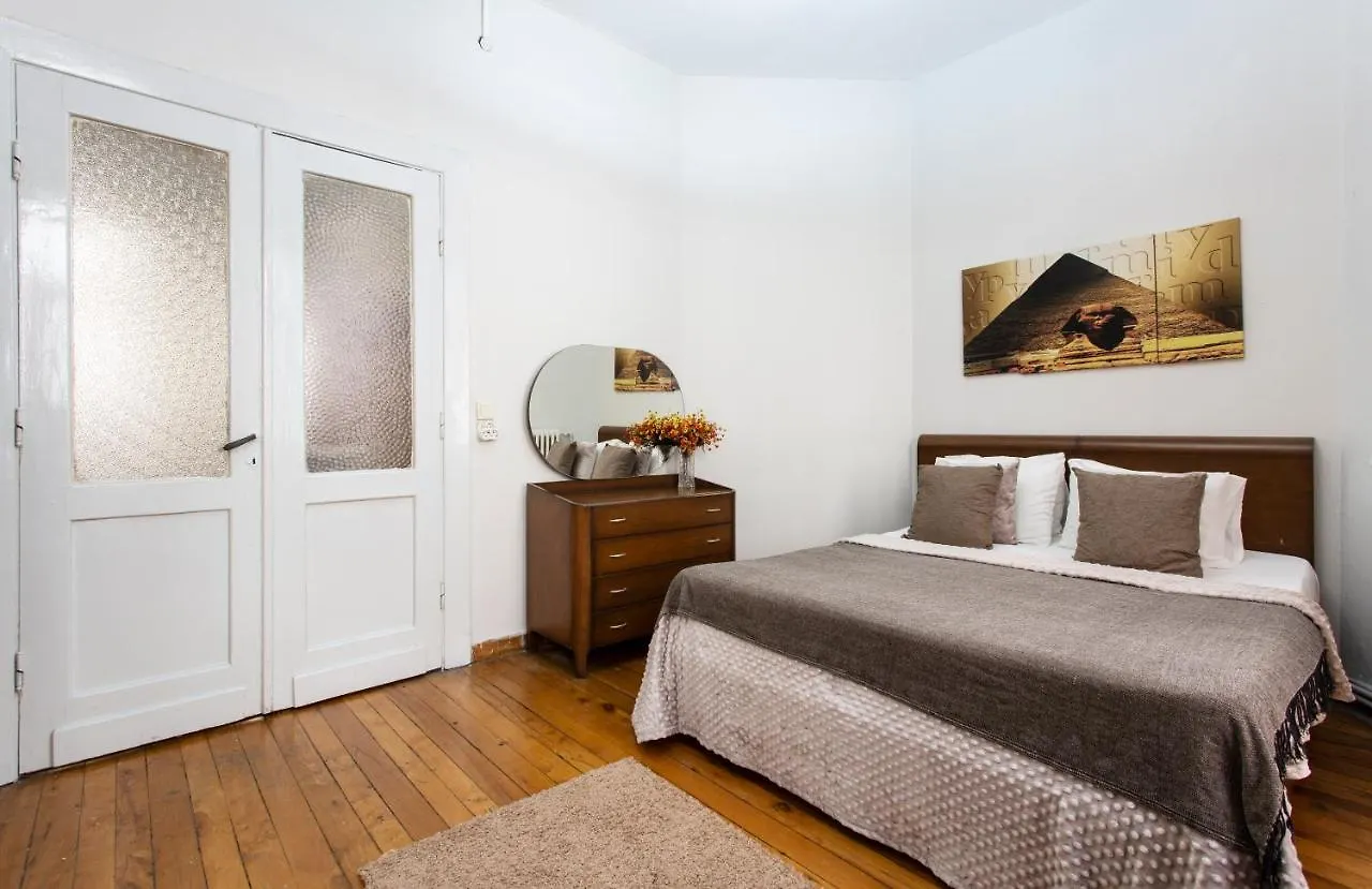 Spacious And Bright Three Bedroom Apartment By Happy Homes Estambul